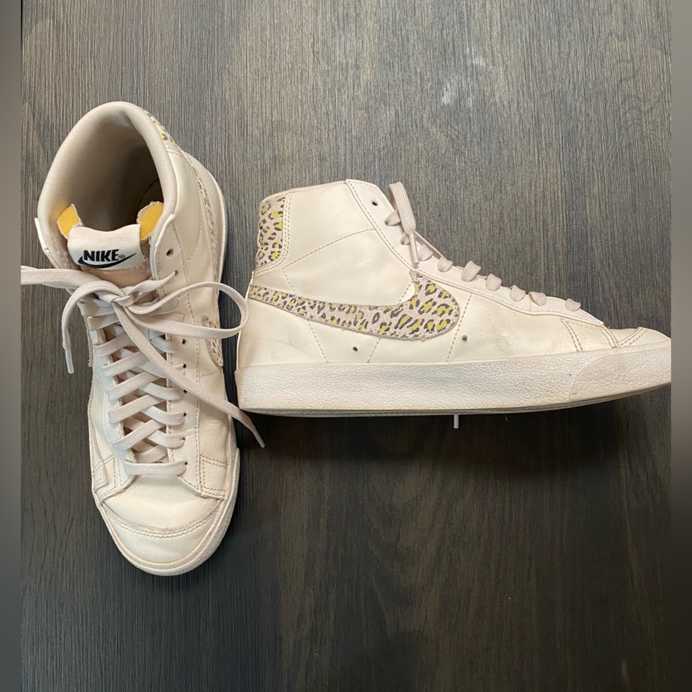 Nike Women's Cream and Yellow Leopard Print Blazers
